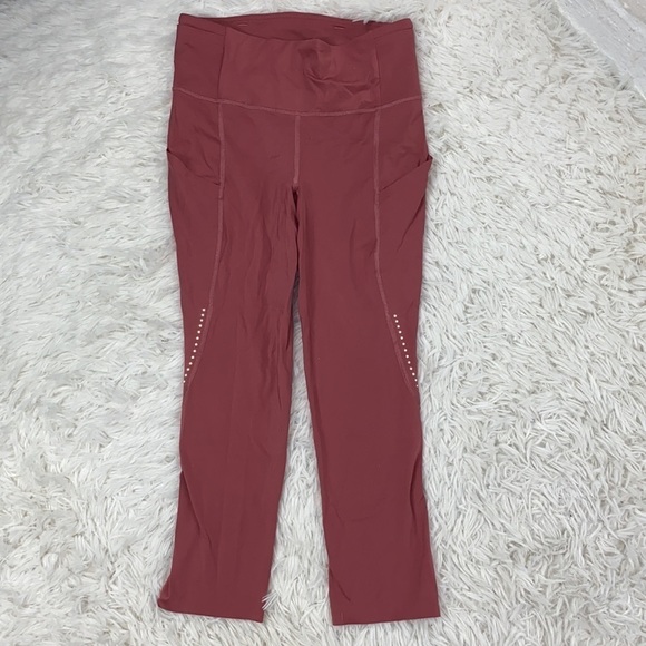 Lululemon Fast and Free High Rise Crop 21" Elite Cherry Tint - Picture 2 of 8